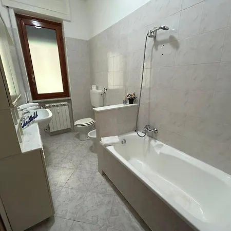 Casa Bibi By Holiday World Appartamento Genova